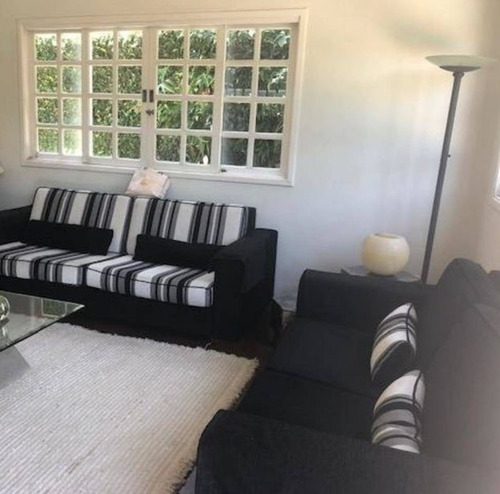 Casa À Venda Em Alphaville 3 | 360 M² | 4 Dormitórios | 2 Suítes | Piscina | Área Gourmet - Cncl1049