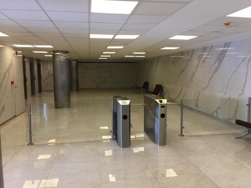 Imagen 12 de 30 de Oficina 135 M2 En Alquiler Opcion 200 M2. Acceso Oeste Km17