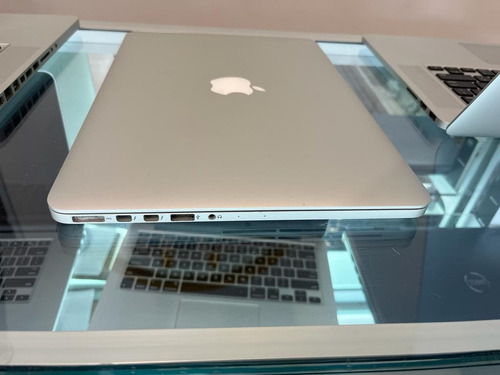 Macbook Pro 2015 Core I5 ,8gb Ram 256 Solid 13.3 PuLG Woooow (Reacondicionado)