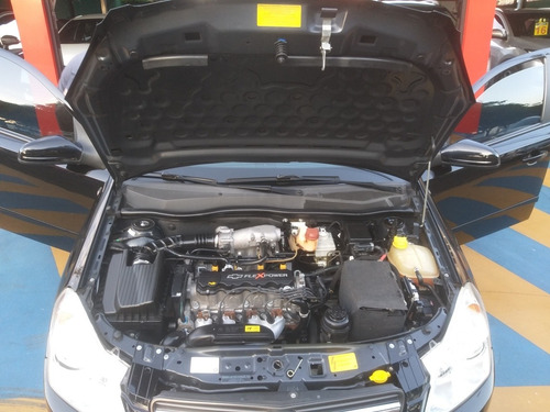 Imagem 11 de 14 de Chevrolet Vectra 2006 2.0 Elegance Flex Power 4p