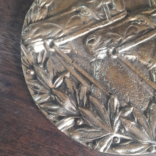 Imagem 4 de 8 de Medalhão Cavalos Bronze Para Parede 21 Cm Diâmetro