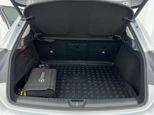 Imagen 23 de 25 de Mercedes Benz Gla 200 2020