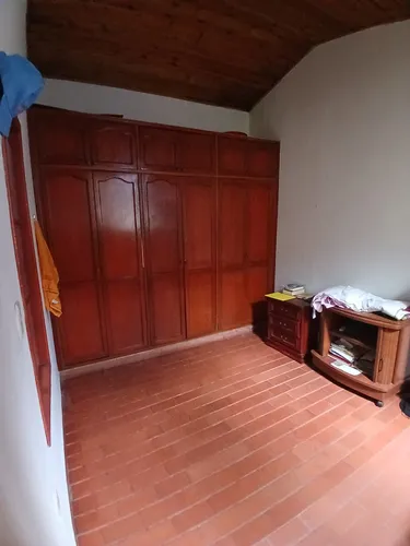 Casa Poblado Campestre Unifamiliar De 3 Pisos