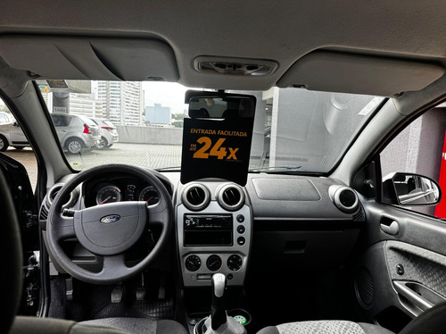 Ford Fiesta 1.6 MPI HATCH 8V