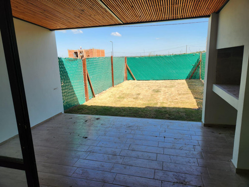Duplex En Docta 2 Dormitorios Entrega Agosto 2025