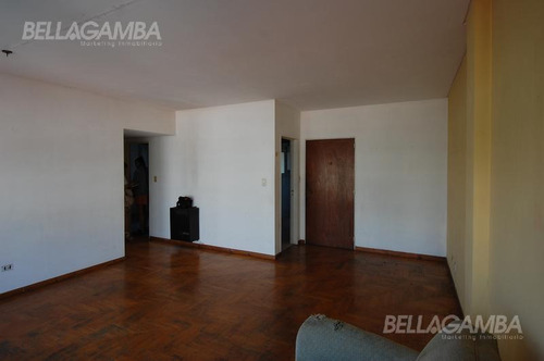 Imagen 2 de 16 de Departamento De 3 Ambientes Con Vista Abierta.