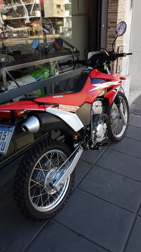 Imagen 5 de 15 de Honda Xr 250 Tornado Financio Permuto Qr Motors