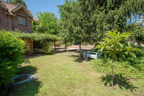 Casa En Venta - 10 Dormitorios 10 Baños - 785mts2 - Pinamar