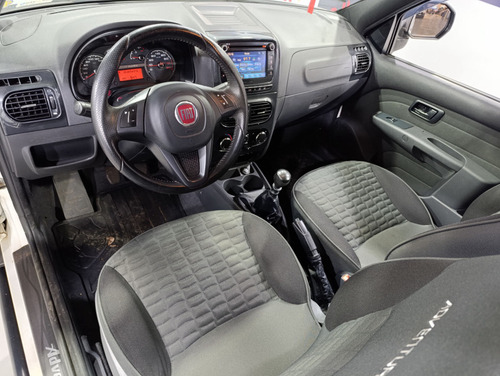 Fiat Strada 1.8 MPI ADVENTURE CD 16V FLEX 3P MANUAL
