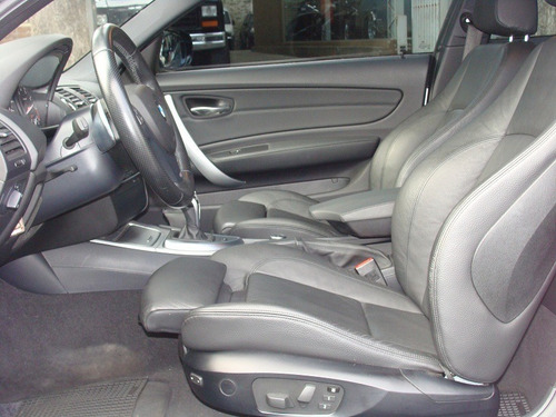 Imagen 8 de 15 de Bmw 135i Aut High Performance 2011 N55 47.000km Cub. Nuevas