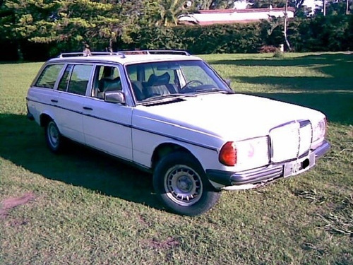 Imagen 3 de 4 de Mercedes Benz 300 Td