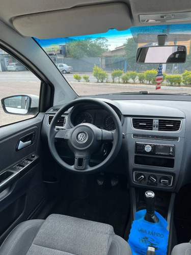 Imagem 10 de 12 de Volkswagen Fox 1.6 Mi 8v Flex 4p Manual