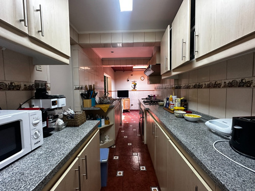 Casa En La Mejor Ubicación De Vitacura