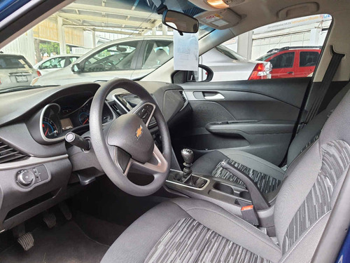 Imagen 7 de 11 de Chevrolet Cavalier 2020 4p Ls L4/1.5 Man (a)