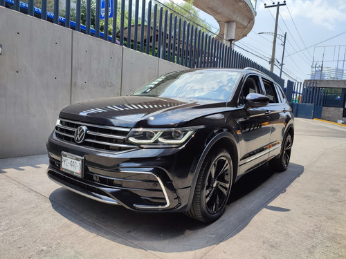 Volkswagen Tiguan 2.0 R LINE