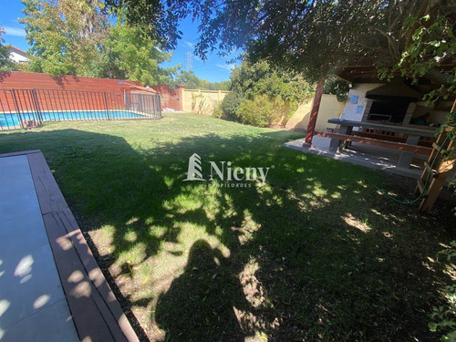 Casa Un Piso 5d 3b En Condominio, Venta San Juan Machalí