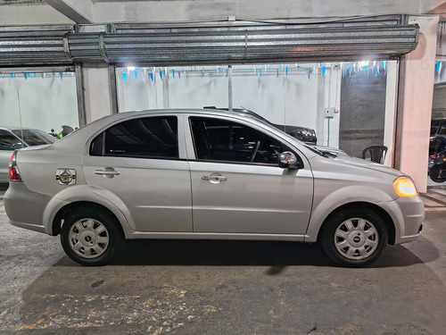 Chevrolet Aveo Lt 2011