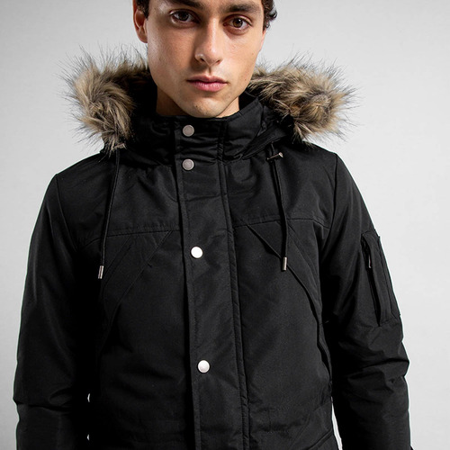 Imagen 4 de 10 de Campera Carl Black