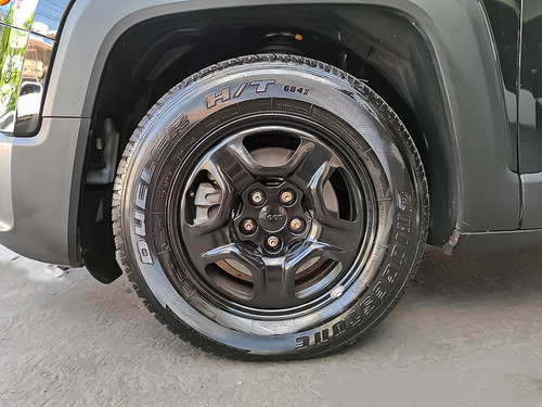 Imagem 11 de 15 de Jeep Renegade 1.8 16v Sport
