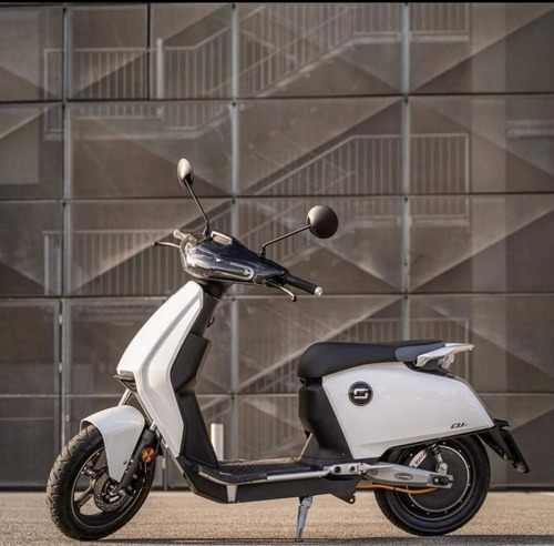 Imagen 1 de 16 de Moto Electrica Super Soco
