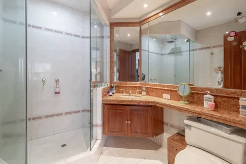 Apartamento En Arriendo/venta En El Nogal. Cod V12869