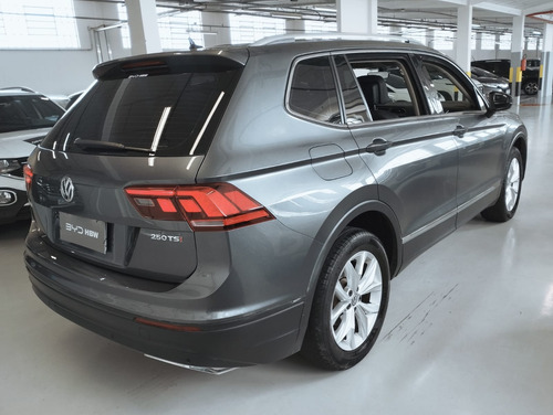 Volkswagen Tiguan Allspace 1.4 Comfortline 250 Tsi Flex 5p