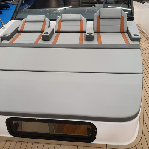Lancha Triton Flyer 38 Ht || Zero ||
