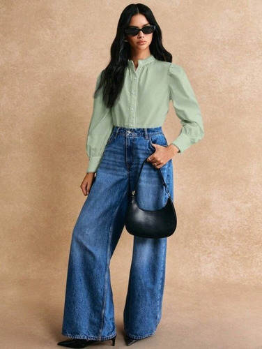 Camisa Atemporal Elegante, Hermosa - Andorra