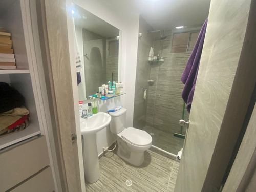 Imagen 20 de 22 de Hermoso Apartamento Con Parqueadero, Barrio Alameda