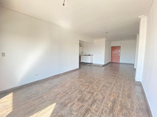 Imagen 2 de 29 de Venta Departamento 5 Ambientes La Tablada Terraza Balcon