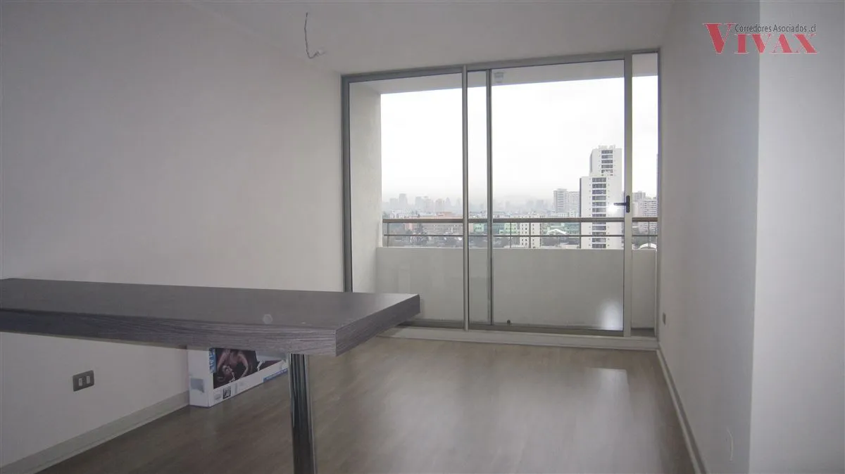 Imagen 3 de 18 de Departamento En Venta De 2 Dorm. En Independencia