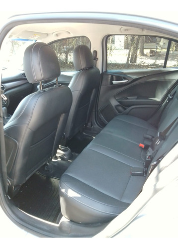 Fiat Cronos 1.8 16v Precision At6 Pack Premium