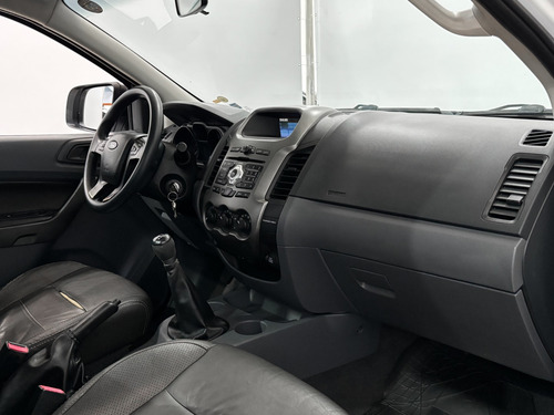 Ford Ranger 2.5 XLS 4X2 CS 16V FLEX 2P MANUAL