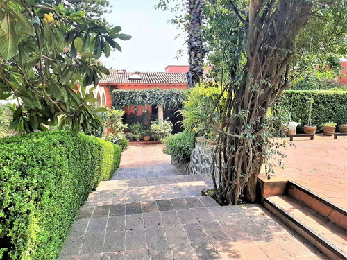 Casa En Venta En Bosque De Las Lomas