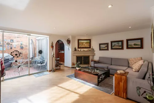 Apartamento En Venta En Chicó Navarra. Cod V22115
