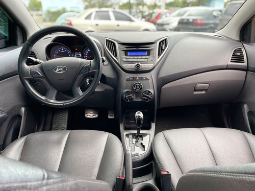 Imagem 3 de 14 de Hyundai Hb20x 1.6 16v Premium