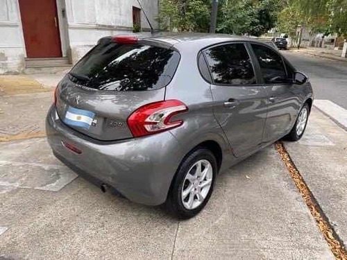 Peugeot 208 1.5 Allure Touchscreen 2014