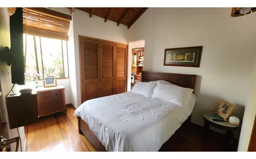 Venta Casa De 3 Niveles Poblado Sector Los Balsos