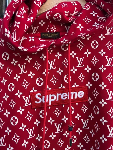 Buzo Sudadera Louis Vuitton Supreme Único! en venta en Capital Federal  Capital Federal por sólo $ 58,000.00 -  Argentina