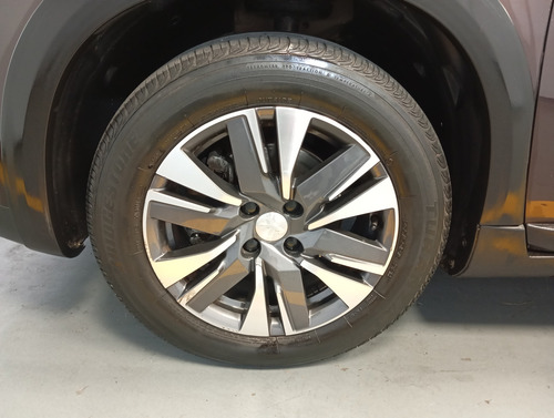 Peugeot 2008 1.6 Feline