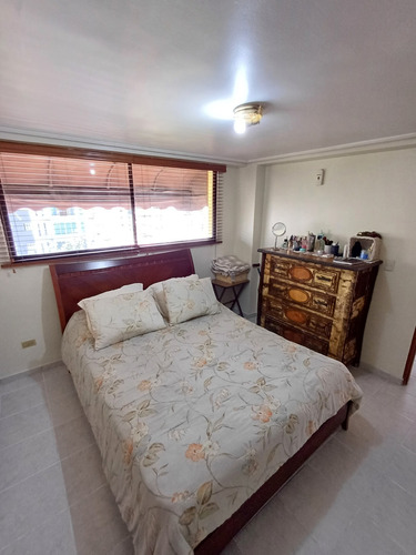 Vendo Apartamento En Evaristo Morales, Santo Domingo