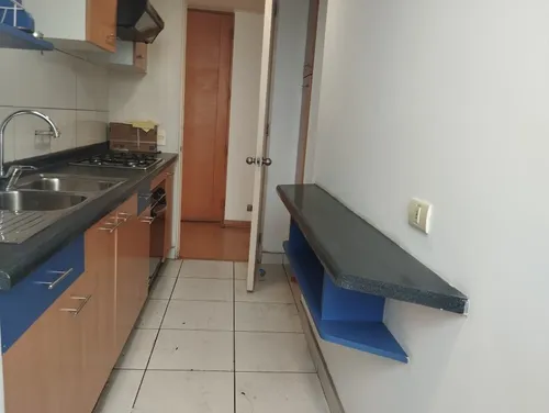 Amplio Depto.en Arriendo,3 Habitaciones,2 Baños Completos.