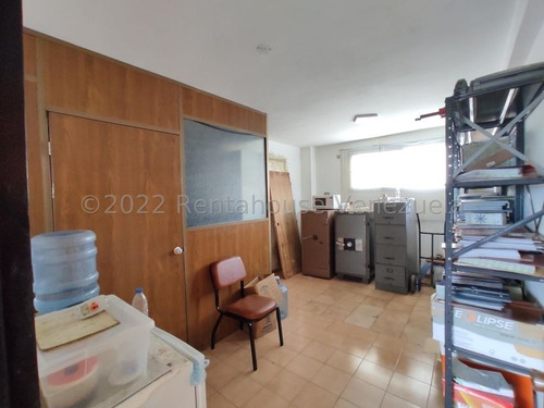 Imagen 8 de 12 de Oficina En Venta En Zona Industrial San Crispin Aragua 22-27108 Irrr