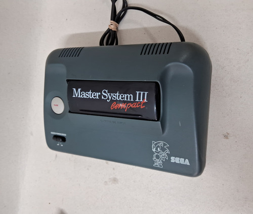 Master System 3 Compact Console Com Sonic The Hedgehog (Usado)