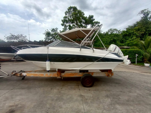Lancha Ventura 215 Cabin Comfort 2010 Triton Solara Focker