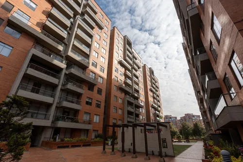Apartamento En Venta En Rafael Núñez. Cod V100309