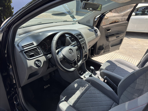 Volkswagen Suran 1.6 Imotion Highline 110cv