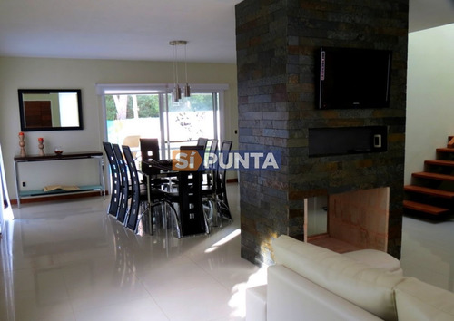 Imagen 2 de 11 de Casa En Solanas