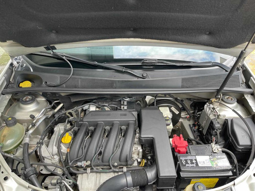 Imagen 11 de 12 de Renault Sandero 2017 1.6 Intens / At