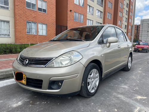 Nissan Tiida 1.8 Comfort